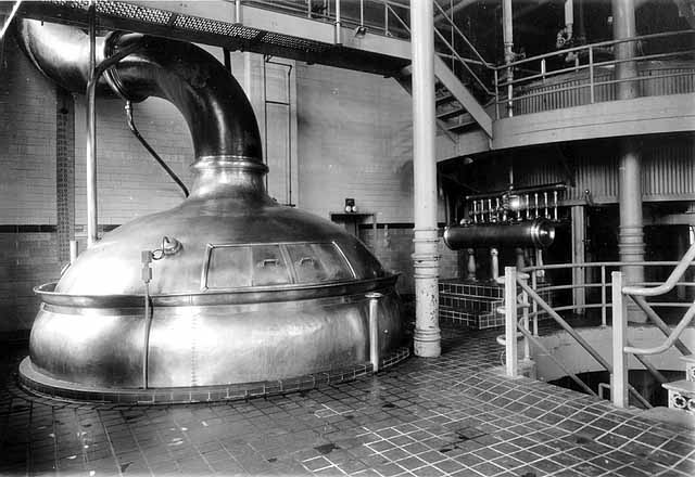 Interior view of Hamm s Brewery   1937